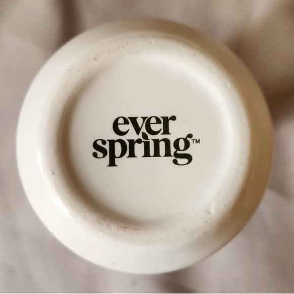 White Ceramic Reed Diffuser Vase - Picture 4 of 7